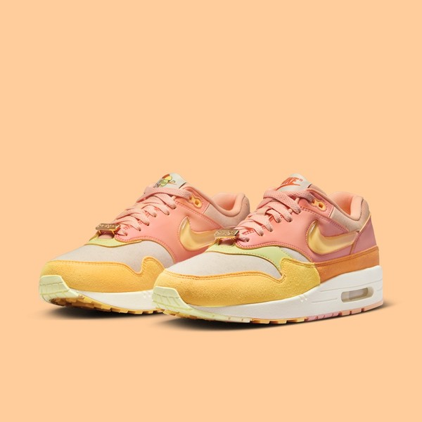 Air max 27 beige 2025 orange